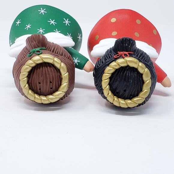 Hallmark Seasonings Greetings Salt Pepper Christmas Holiday Shaker - Picture 7 of 8